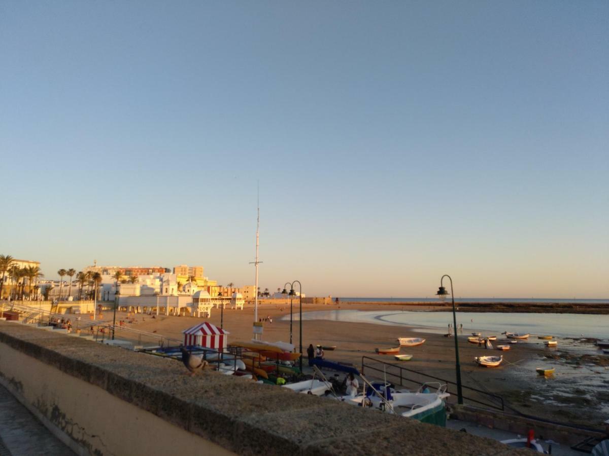 شقة La Caleta De Cadiz Wifi المظهر الخارجي الصورة